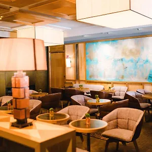 https://louis-hotel.com-bavaria.com